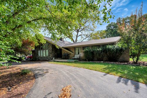 8681 Washington St, Downers Grove, IL, 60516-4844 | Card Image