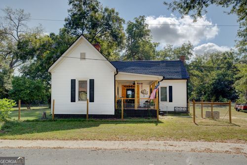 630 S Railroad St, Shady Dale, GA, 31085-3528 | Card Image