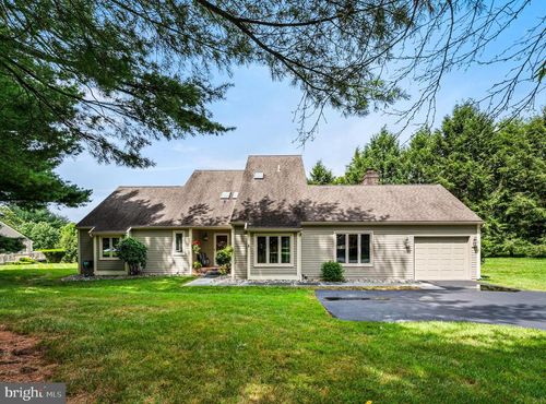 1107 Mews Ln, WEST CHESTER, PA, 19382-2090 | Card Image