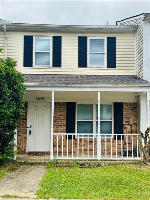1635 Fairfax Dr, Virginia Beach, VA, 23453-1840 | Card Image