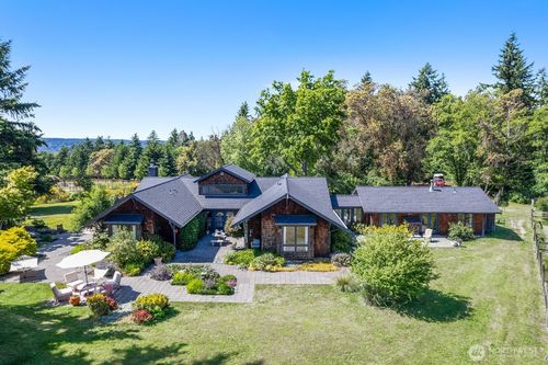 26742 94th Ave Sw, Vashon, WA, 98070-8426 | Card Image