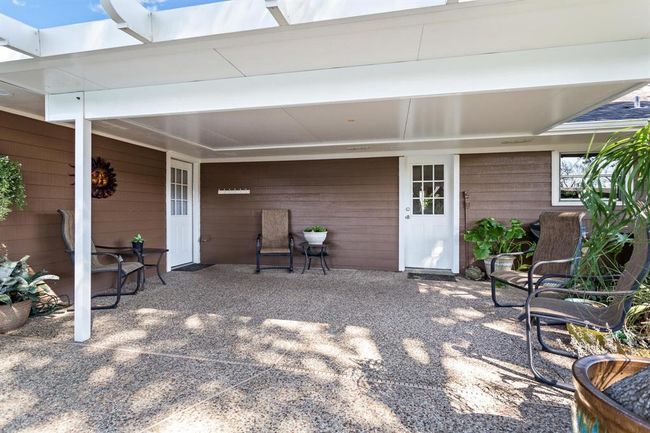 4859 Cleveland Ave, House other with 4 bedrooms, 3 bathrooms and 4 parking in Groves TX | Image 24