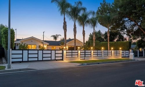 6243 Berquist Ave, Woodland Hills, CA, 91367-1509 | Card Image