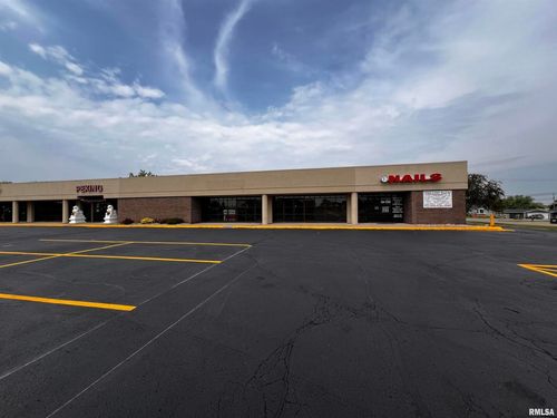 1700 Park Ave, Muscatine, IA, 52761-5469 | Card Image