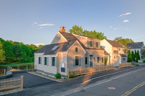 a-2 Maine Street, Kennebunkport, ME, 04046 | Card Image