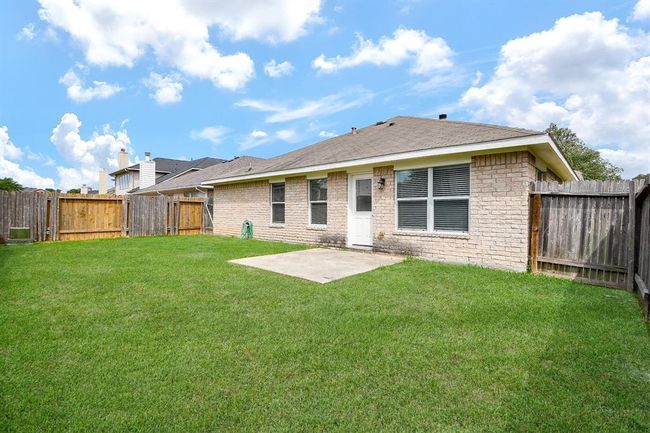 1907 Meadow Edge Ln, House other with 3 bedrooms, 2 bathrooms and 2 parking in Spring TX | Image 26