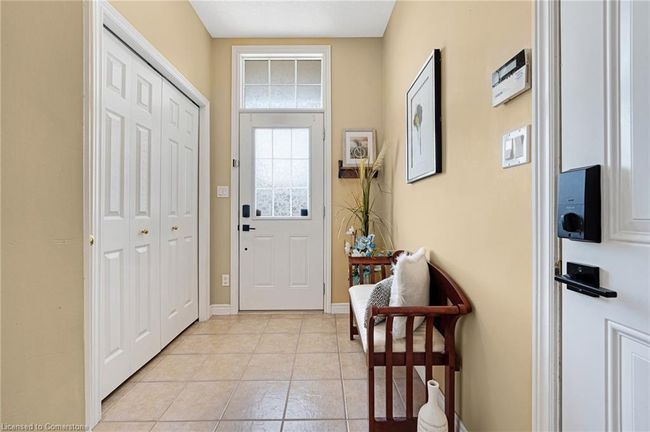 74 Colton Cir, Townhouse with 3 bedrooms, 4 bathrooms and 3 parking in Kitchener ON | Image 5