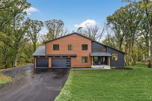 11526 54th St, Clear Lake, MN, 55319-9510 | Card Image