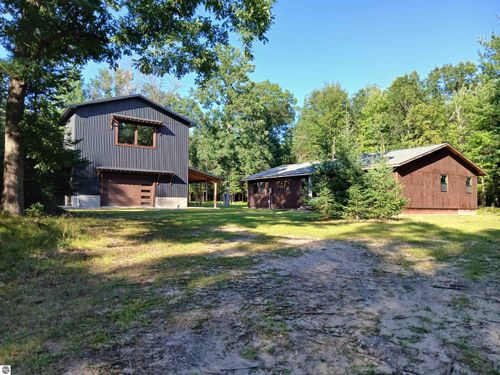 871 Williams Ln, Alger, MI, 48610-9370 | Card Image