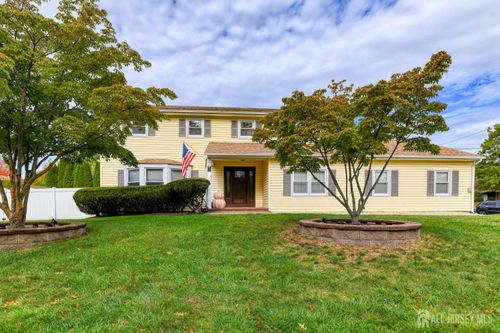 3 Quince Pl, North Brunswick, NJ, 08902-1324 | Card Image