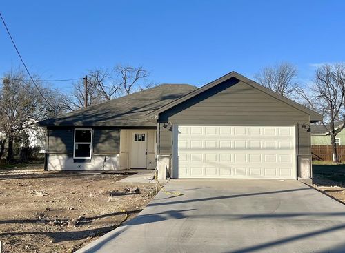 807 N Van Buren St, San Angelo, TX, 76901-2517 | Card Image
