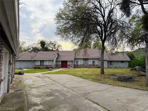 47409 Thunderhill Ln, Yokuts Valley, CA, 93675-9698 | Card Image