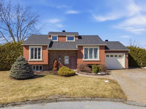 4609 Rue Du Marais, Sherbrooke, QC, J1N1P9 | Card Image