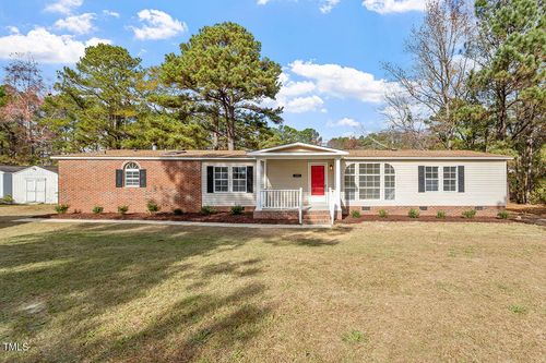 101 Farmhouse Ct, Sanford, NC, 27332-1770 | Card Image