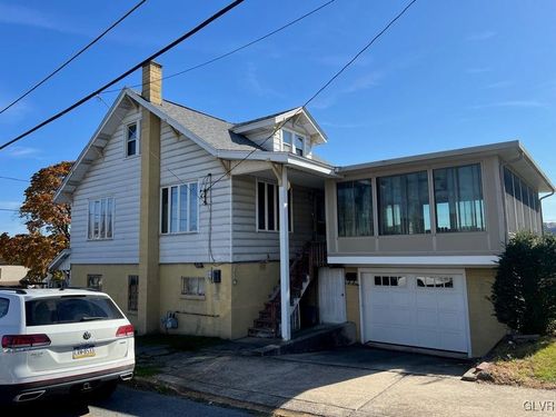 226 Coal St, Lehighton Borough, PA, 18235-1454 | Card Image