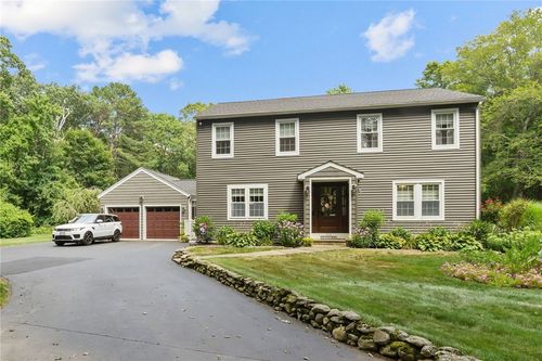 111 Peeptoad Rd, Scituate, RI, 02857-1328 | Card Image