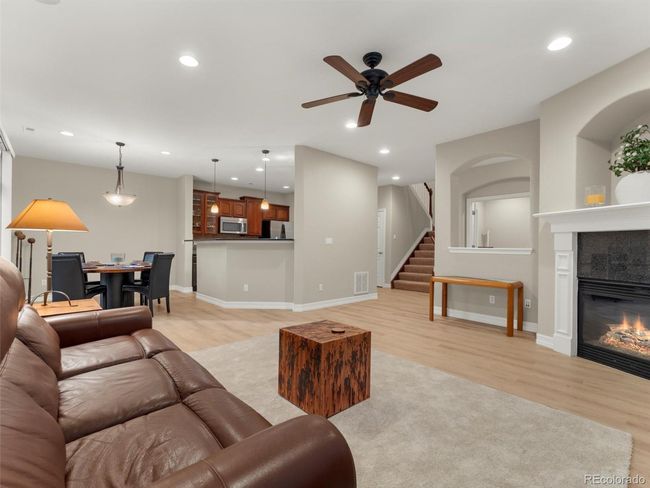10103 Bluffmont Ln, Townhouse with 2 bedrooms, 3 bathrooms and null parking in Lone Tree CO | Image 6
