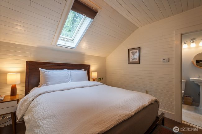 2579 W Shore Drive, House other with 8 bedrooms, 11 bathrooms and null parking in Lummi Island WA | Image 15