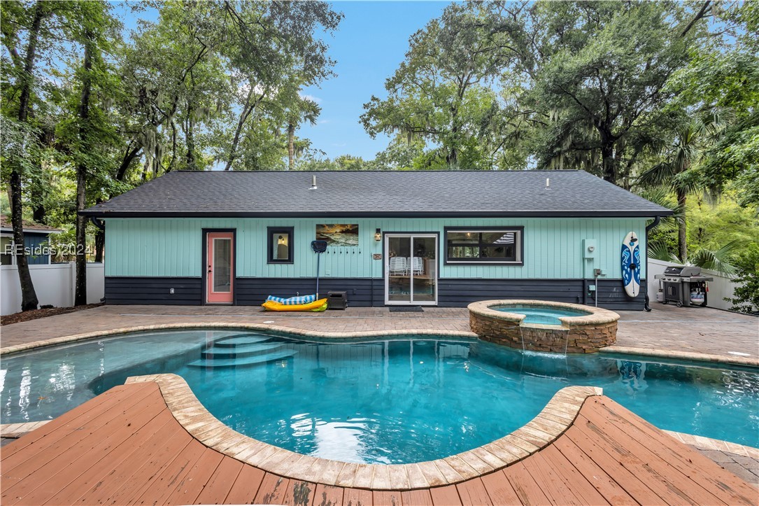 Heron St, Hilton Head Island, SC 29928