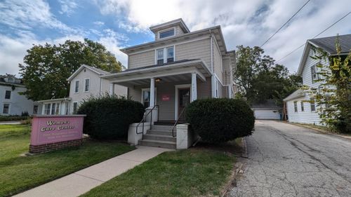 607 Lincolnway W, Mishawaka, IN, 46544-1805 | Card Image