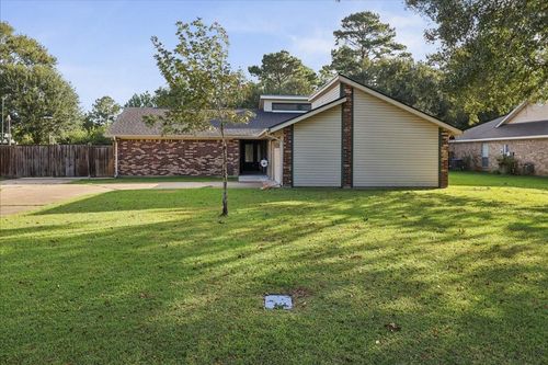 214 Fernwood St, Bridge City, TX, 77611-2328 | Card Image