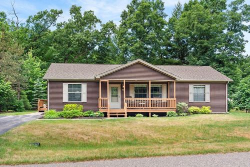 303 Berry Ln, Wisconsin Dells, WI, 53965-9076 | Card Image