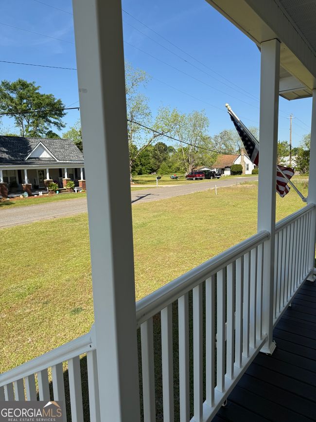 1171 Main St, House other with 3 bedrooms, 2 bathrooms and null parking in Avera GA | Image 4