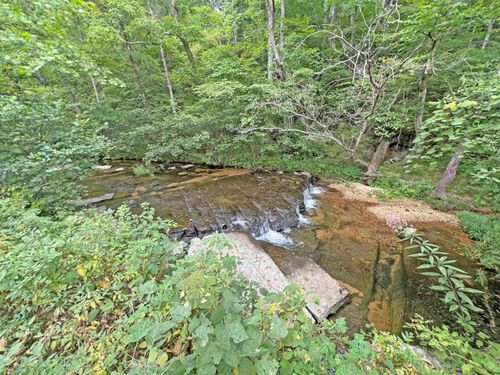 511 Bear Creek Rd, Collinwood, TN, 38450-4405 | Card Image