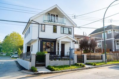 2 - 2260 E 25 Th Ave, Home with 3 bedrooms, 3 bathrooms and null parking in Vancouver BC | Image 1