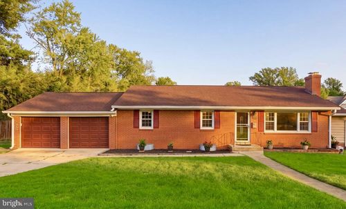 1719 Melbourne Dr, MCLEAN, VA, 22101-5133 | Card Image