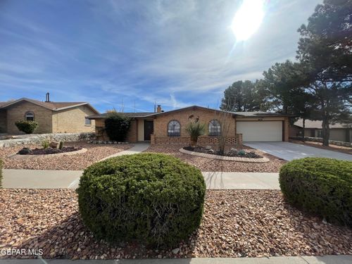 6628 Camino Fuente Dr, El Paso, TX, 79912-2408 | Card Image