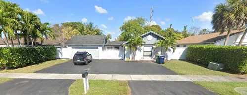 14213 Sw 152nd Ter, Miami, FL, 33177-1021 | Card Image