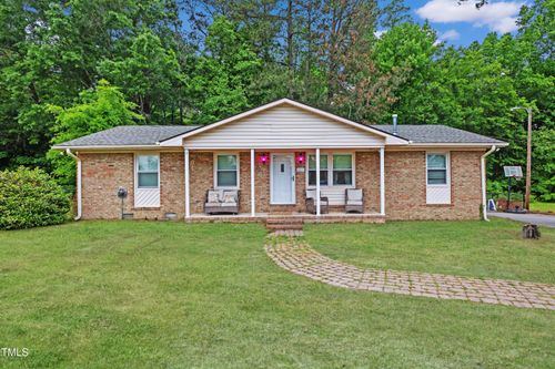 901 Currin Perry Rd, Zebulon, NC, 27597-8522 | Card Image