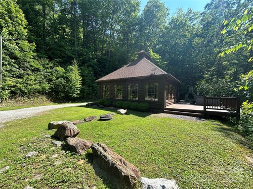 1012 Alarka Highlands Dr, Bryson City, NC, 28713 | Card Image