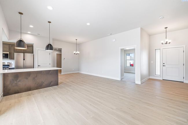 10510 Danube Dr, House other with 4 bedrooms, 2 bathrooms and 3 parking in Pasco WA | Image 6
