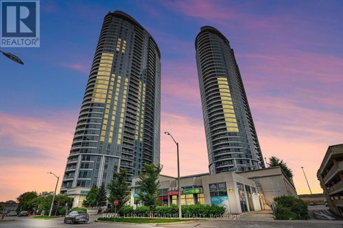 3807-125 Village Green Sq, Toronto, ON, M1S0G3 | Card Image