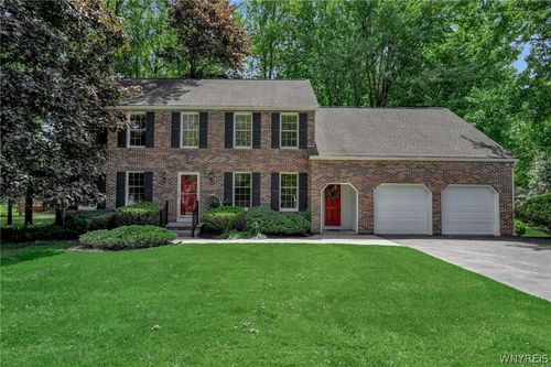 266 Wellingwood Dr, East Amherst, NY, 14051-1749 | Card Image