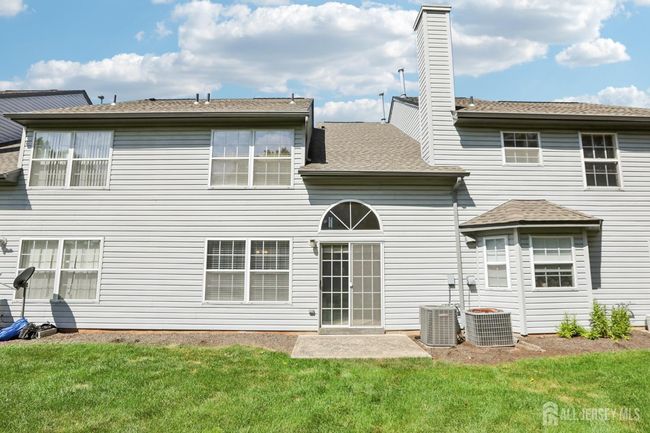 144 Nebula Rd, Townhouse with 2 bedrooms, 3 bathrooms and null parking in Piscataway NJ | Image 30