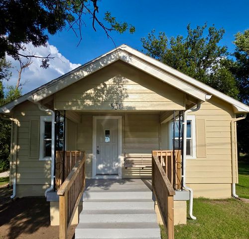 950 S New Ave, Springfield, MO, 65806-2811 | Card Image