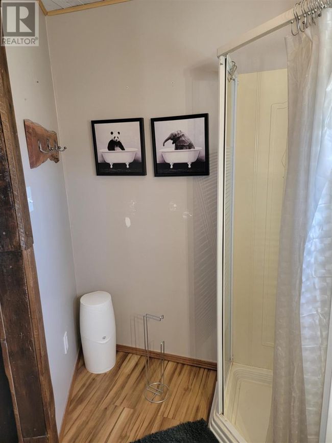 19284 Highway 613, Home with 3 bedrooms, 2 bathrooms and null parking in Devlin ON | Image 12