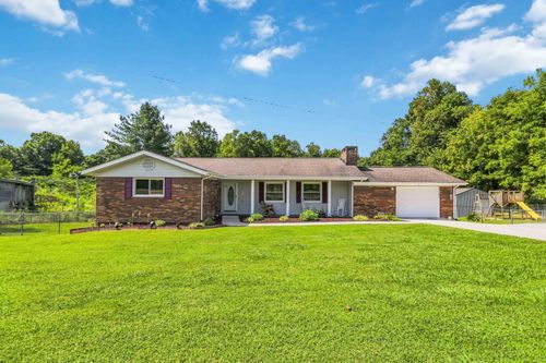 1069 Meadows Grove Rd, Pine Knot, KY, 42635-7158 | Card Image