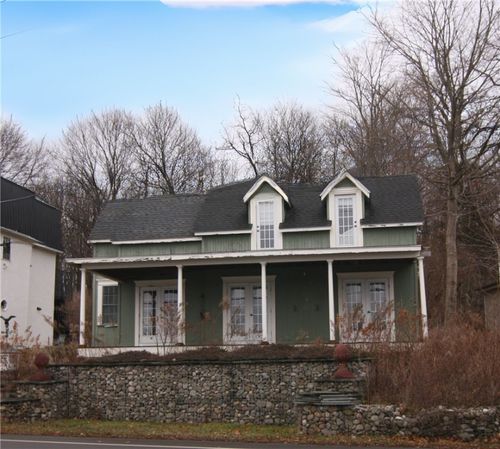 4933 E Lake Rd, Livonia, NY, 14487-9524 | Card Image