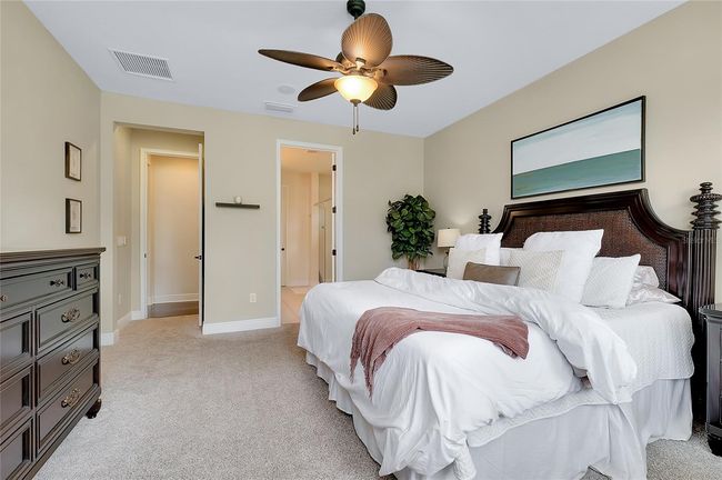 11560 Tapestry Ln, House other with 3 bedrooms, 3 bathrooms and null parking in Venice FL | Image 31