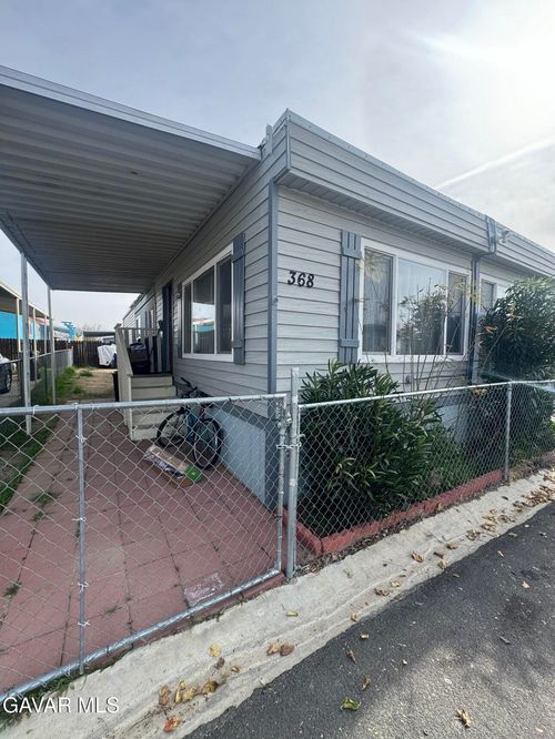 368-3300 15th St W, Rosamond, CA, 93560-7319 | Card Image