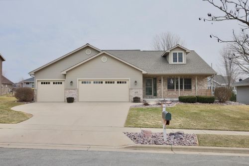 430 21st St, PRAIRIE DU SAC, WI, 53578-2135 | Card Image