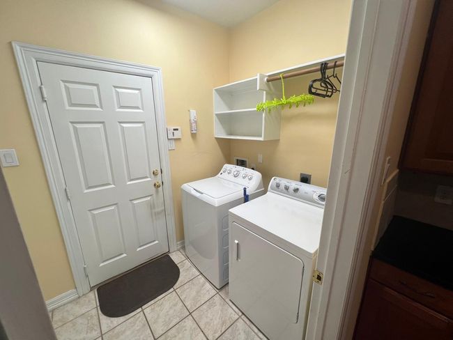 1155 Enclave Sq E, Townhouse with 4 bedrooms, 3 bathrooms and 2 parking in Houston TX | Image 17