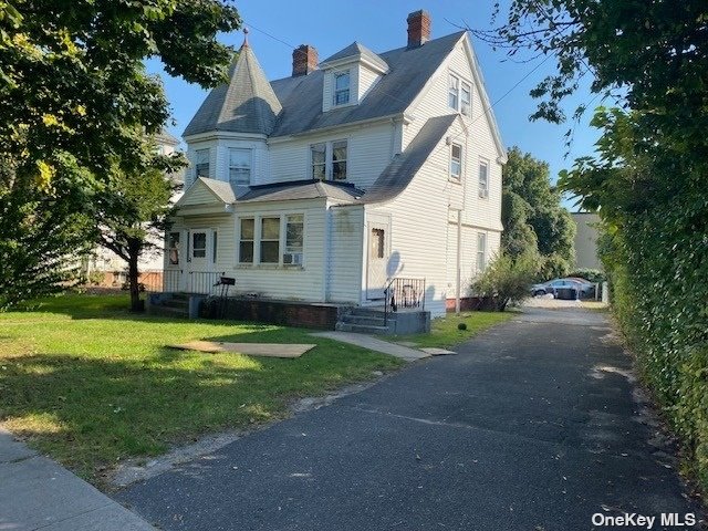 Bayview Ave, Inwood, NY 11096