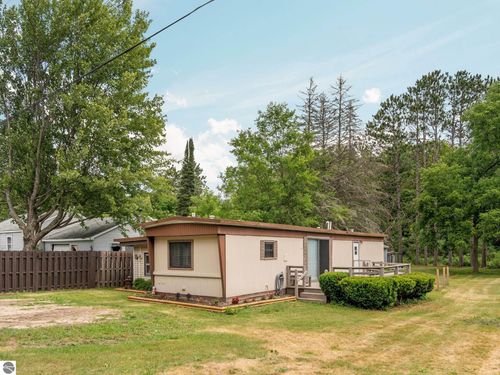 202 N Case St, Marion, MI, 49665-9709 | Card Image