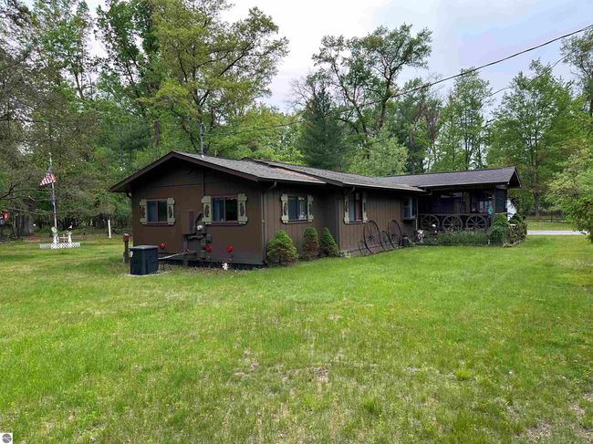 6239 Blackberry Dr, House other with 3 bedrooms, 1 bathrooms and null parking in Alger MI | Image 54