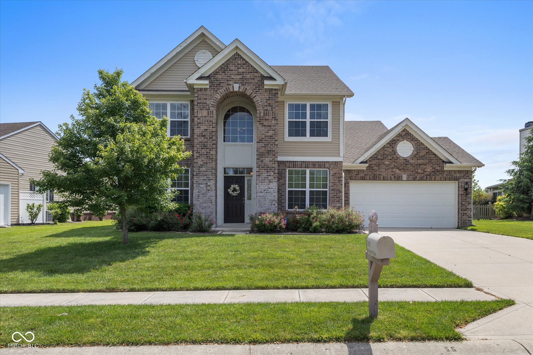 13683 Alvernon Place, For Sale in Fishers Zoocasa